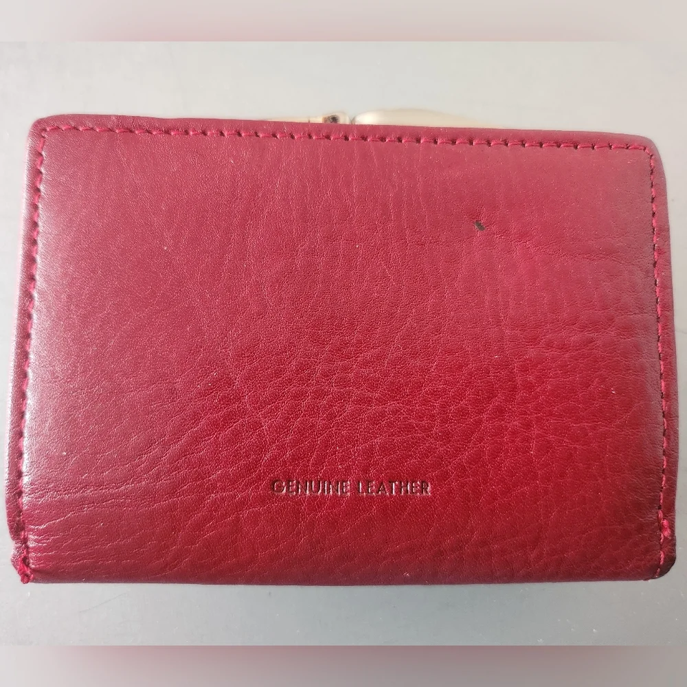 Kenneth Cole Reaction Burgundy Leather Wallet